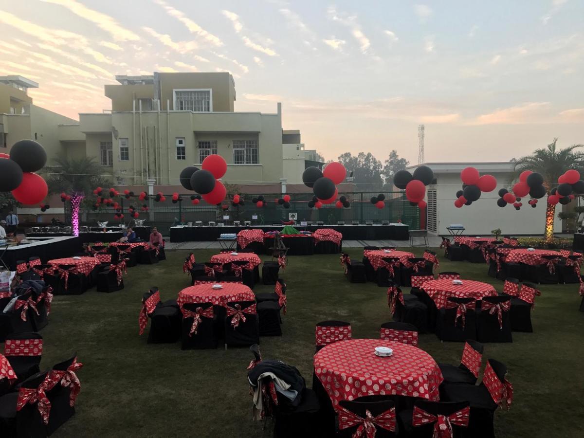 Hotel Aveo By Amatra, Gateway To Corbett Kashipur Exterior foto